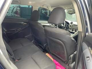 A picture of Belgium standard 2009 Pontiac vibe