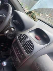 A picture of Peugeot 206 Automatic
