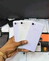 A picture of Google pixel zote kuanzia 3 3a 3xl 4 5 7