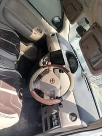 A picture of toyota sienta 2007