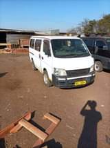 used nissan caravan