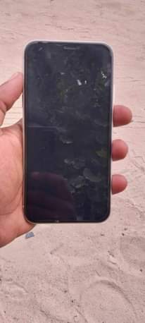 A picture of Iphone 11 plain