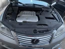 A picture of A Year Old Neatly Used Lexus Es 350 For Sale