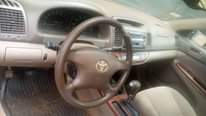 A picture of TOYOTA Camry 04 6 plug engine Body needs to be