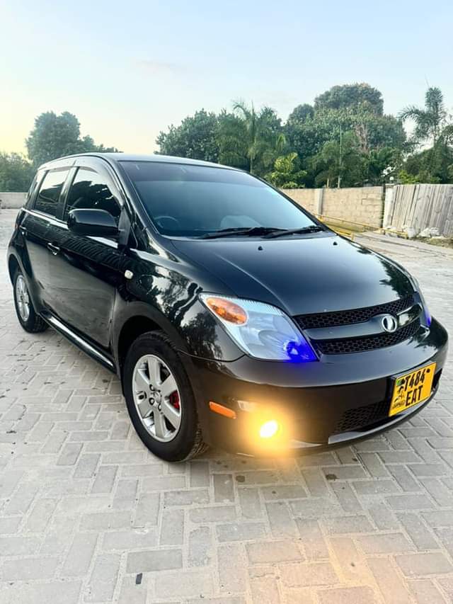 A picture of Toyota IST