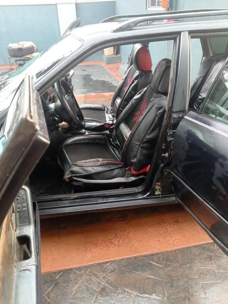 A picture of 1999 Volkswagen audi80