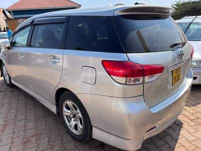 A picture of 2017 Toyota wish Valvematic Clear