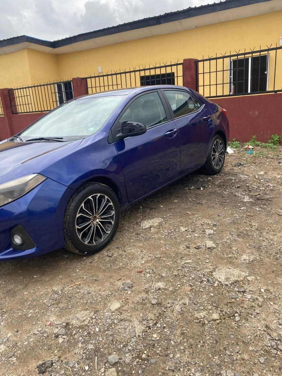 A picture of Toyota Corolla 2016 bad gear