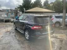 A picture of ON DISTRESS sales Toks Mercedes Benz ML350 2012 Black on