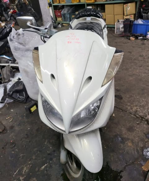 A picture of Yamaha majesty 400cc
