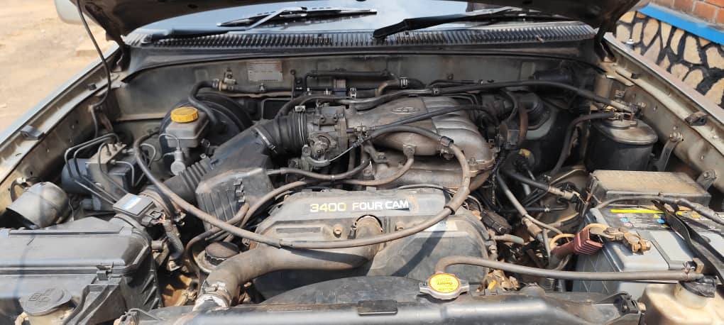 A picture of Toyota Surf Buli kimu kirungi 12.5m 0701938451 0782816365
