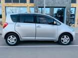 A picture of TOYOTA RACTIS