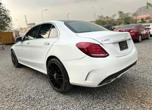 A picture of 2015 model C400 Benzs unregistered
