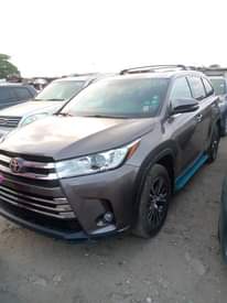 A picture of 2016 Toyota Highlander