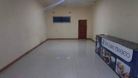 shops