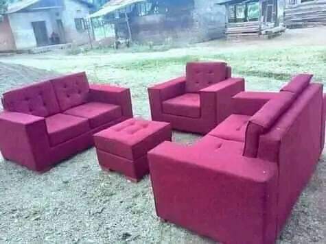 A picture of Nauza sofa na kubadilisha Vita mbaa