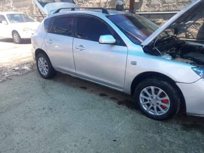 mazda axela