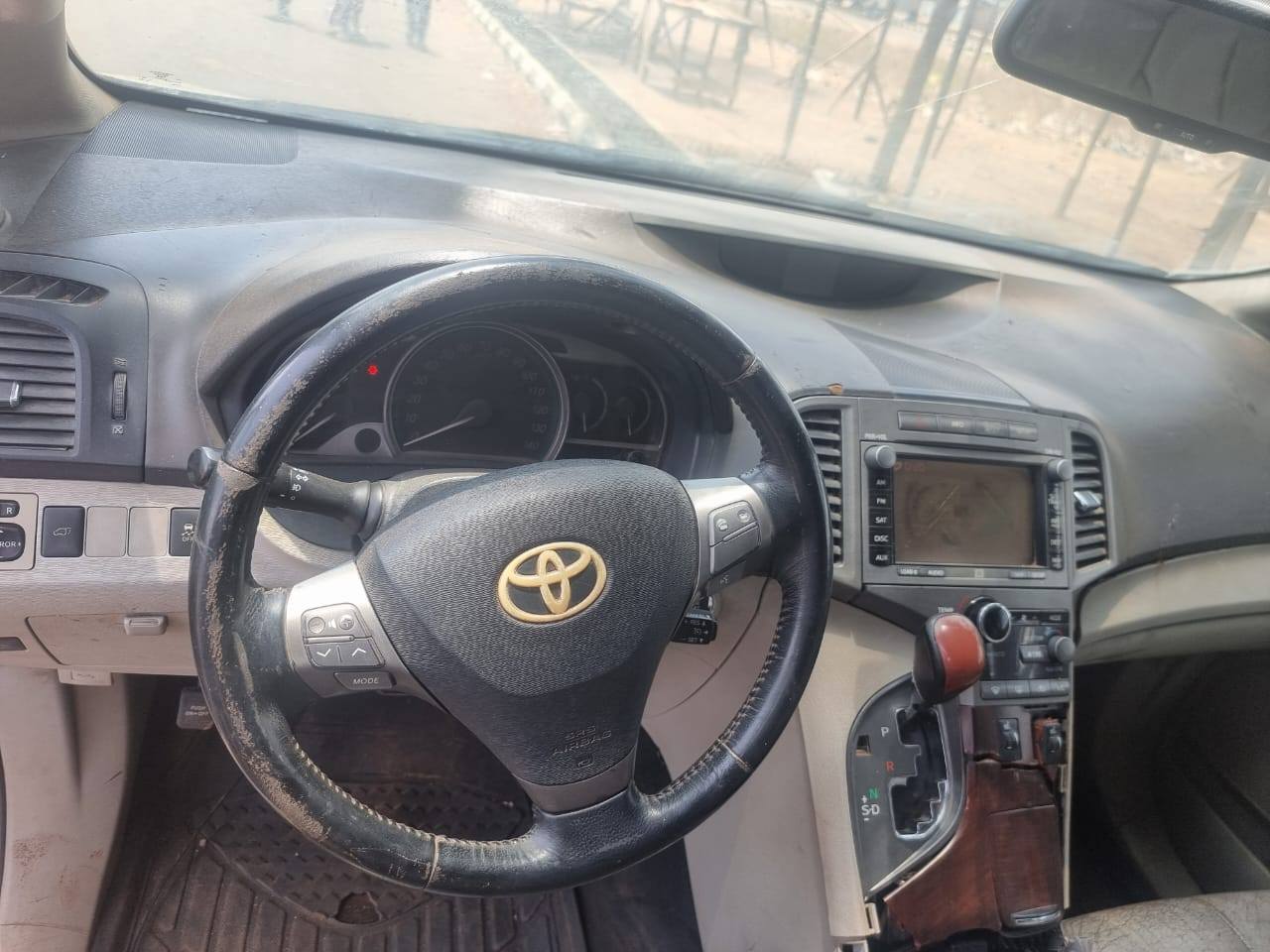 A picture of 2010 venza in perfect condition 070 8788 510 2