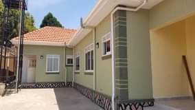 A picture of Bwebajja posh house on quick sale