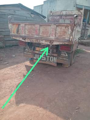 A picture of 16m 0705 620929 mubende