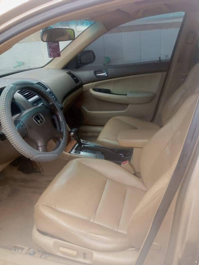 A picture of 2004 Honda Accord
