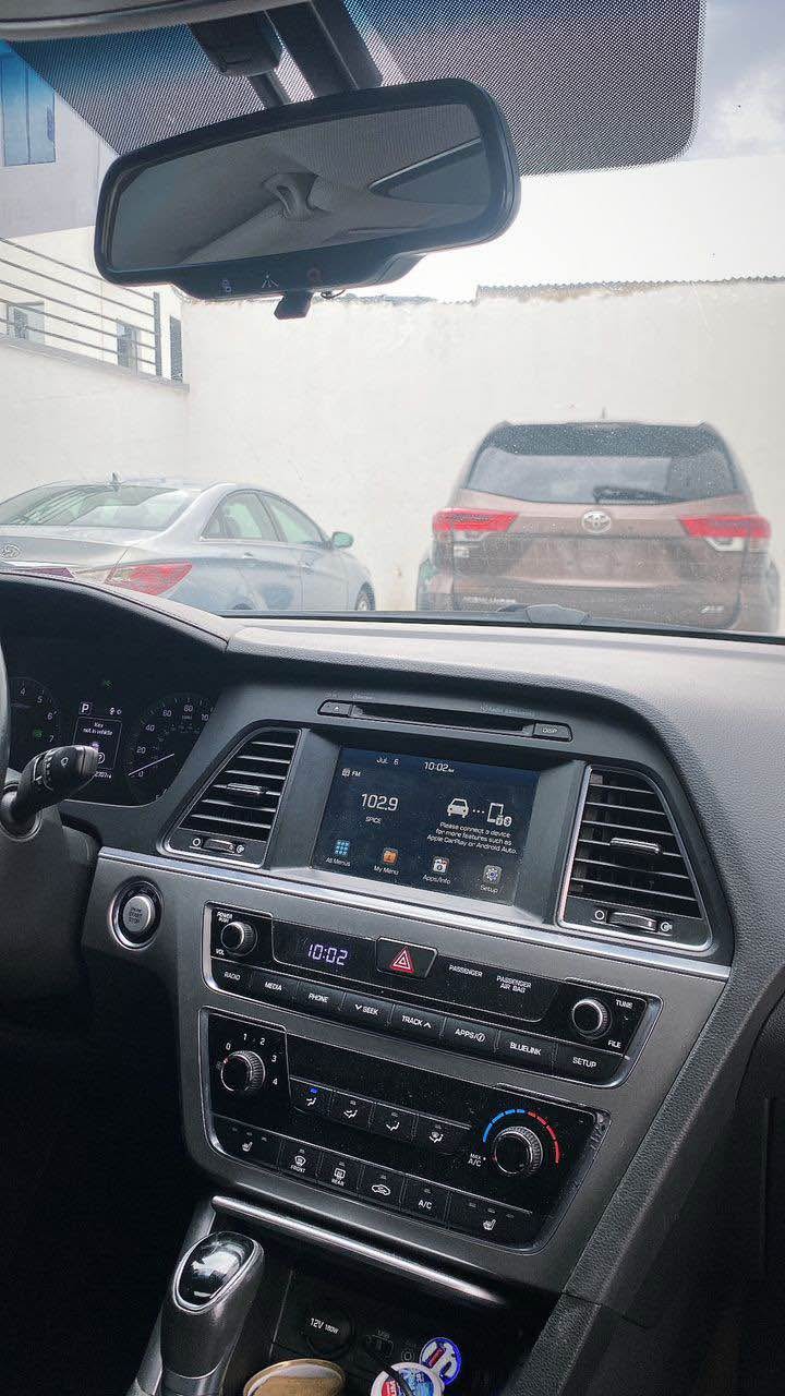 A picture of Hyundai Sonata Sport 2015 Foreign Used Ac cooling First body