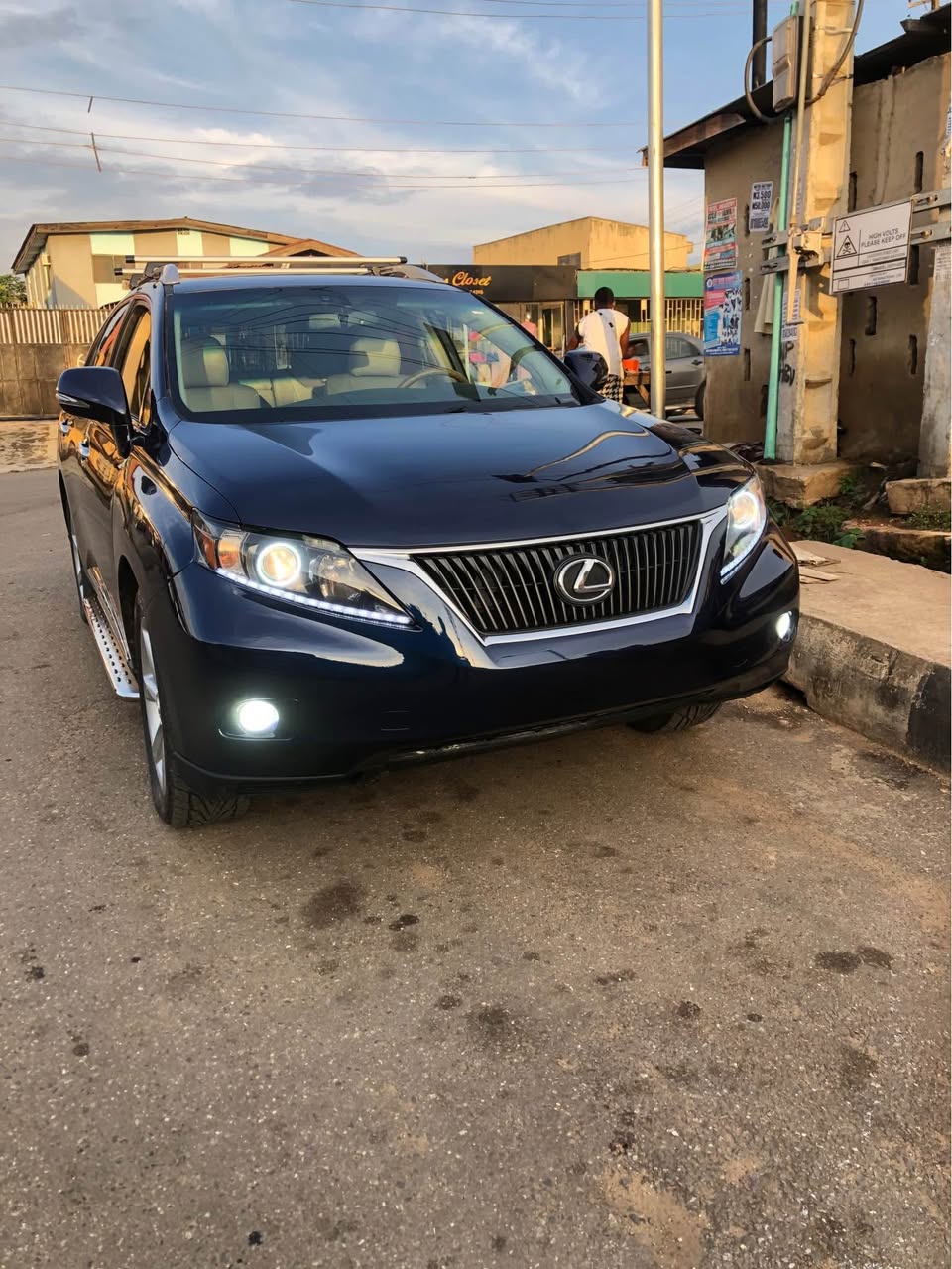 A picture of 2010 RX 350 Toks