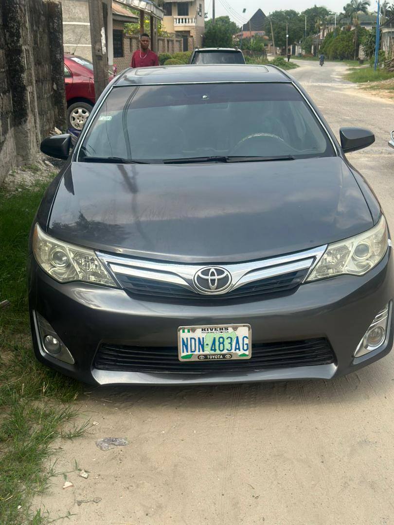 A picture of 2013 Toyota Camry XLE