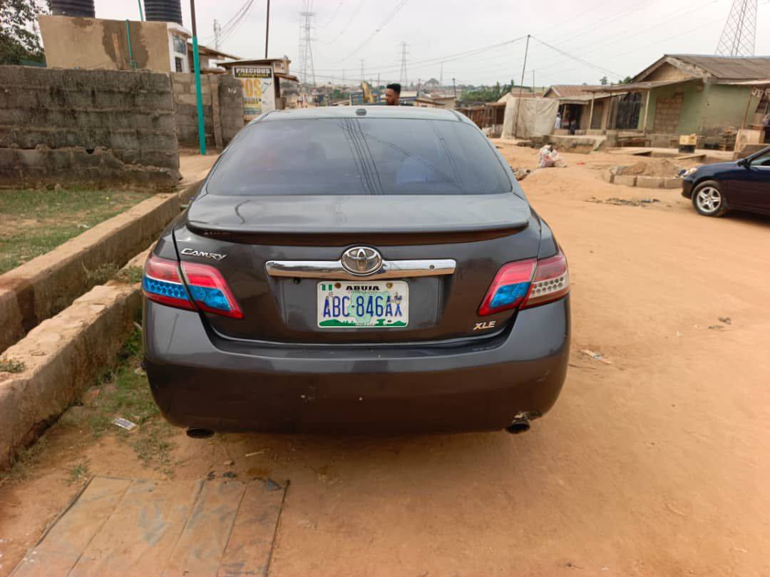 A picture of Toyota Camry 08 XLE