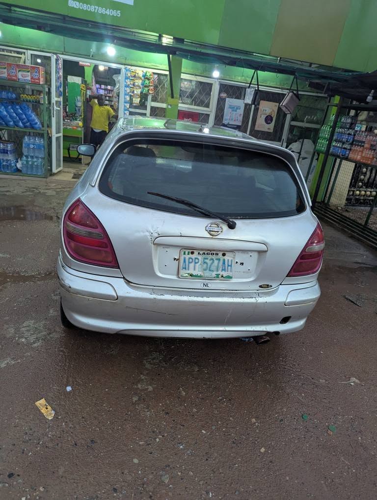 A picture of Nissan Almara 2003 model