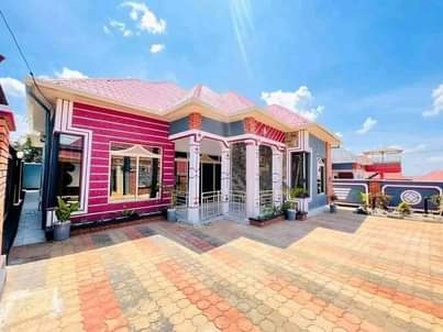self compound houses