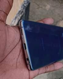 A picture of Samsung Galaxy s10 plus 128Gb BEI TZS 245 000 TU