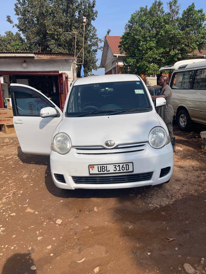 A picture of Car for sale