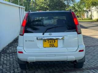 A picture of  ONSALE NISSAN EX TRAIL KALU SANAAAA Reg number ....D.Q.L