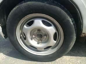 A picture of Sharp Hijet Mini BusDirect Belgium GradeSilent engine Smooth transmissionNew Tires