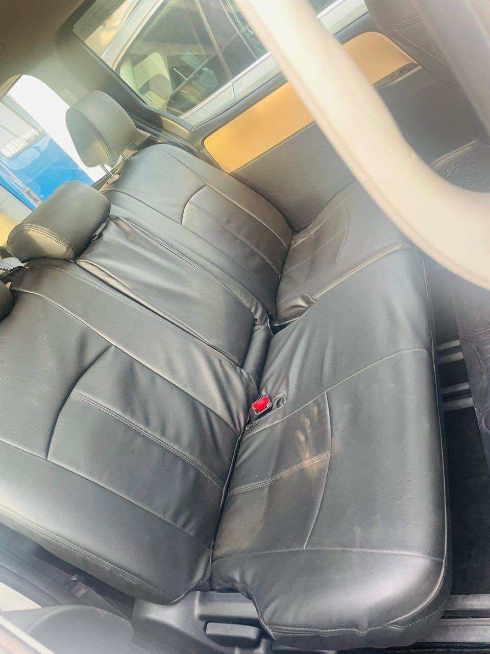 A picture of Toyota Noah 2015 model 42m UBR