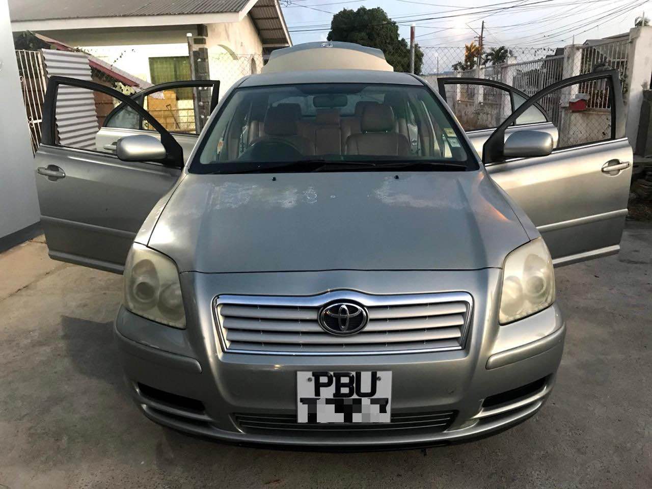 toyota avensis