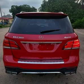A picture of Takas Motors 07060931241 Absolutely Super Clean and Sharp 2013 Mercedes