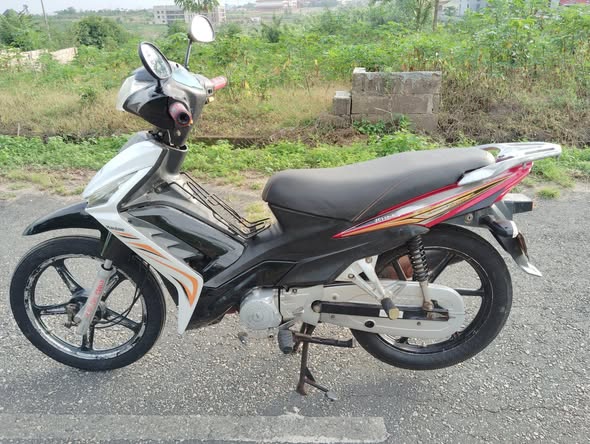 A picture of 2023 Haojue lucky plus
