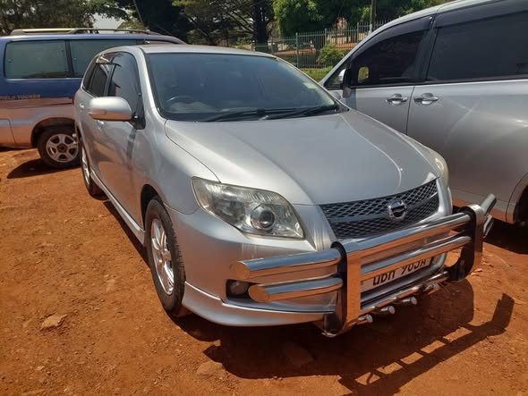 A picture of TOYOTA FIELDER