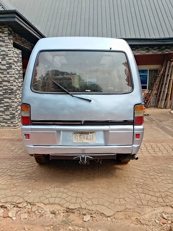 A picture of Mitsubishi L300