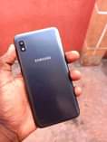 A picture of Samsung A10 gb32 ram2 network4G