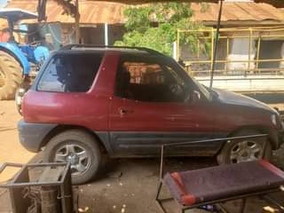 A picture of 2010 TOYOTA RAV 4 SHORT CHASIS