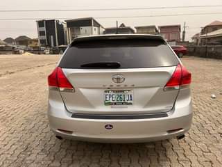 A picture of Toyota venza 2010