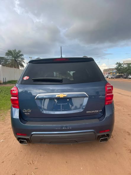 A picture of Chevrolet Equinox