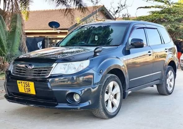 A picture of Subaru Forester EDR Year 2009 Cc 1990 FUll Ac Android