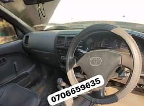 A picture of Toyota Hilux Double cabin Manual transmission Diesel 5 seater Good