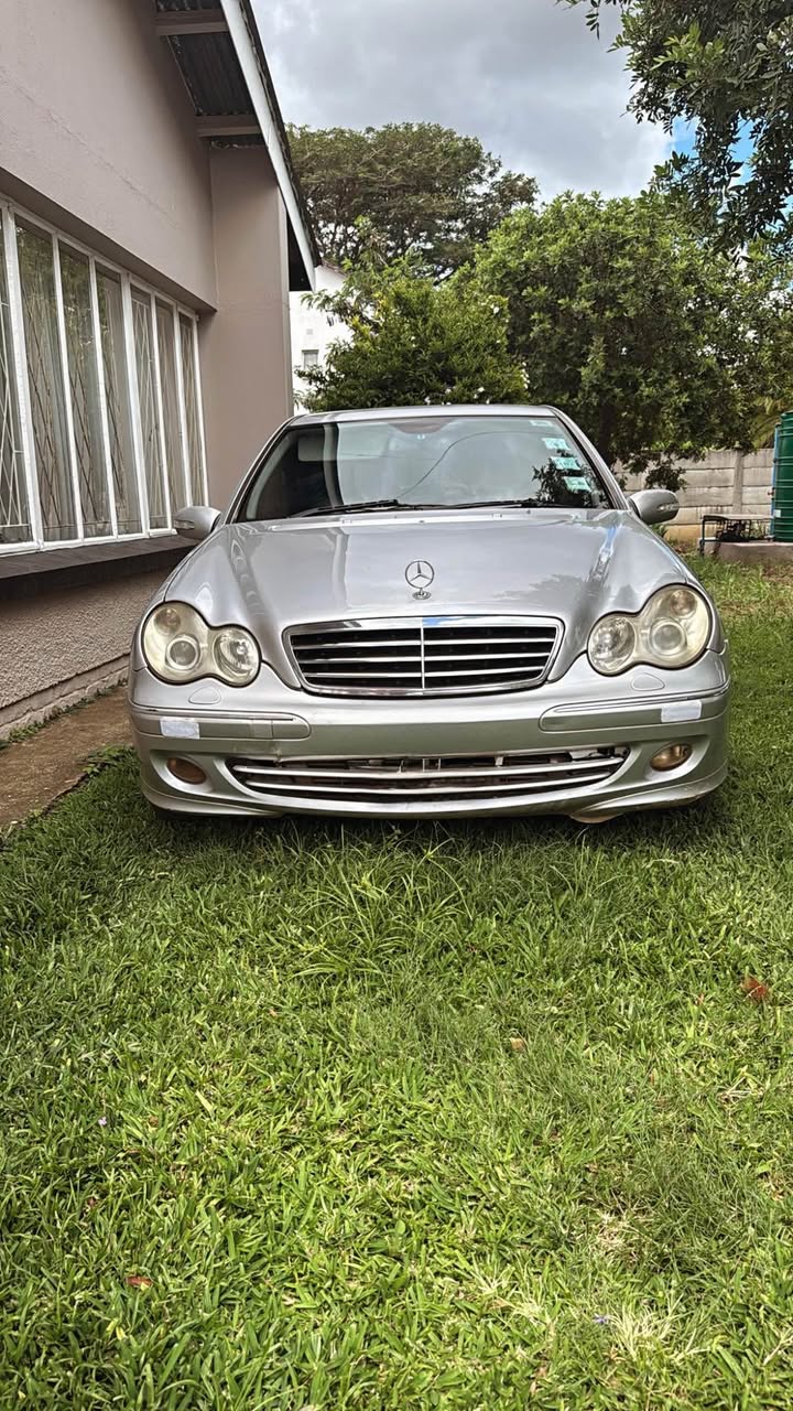 classifieds/cars mercedes