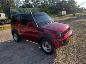 A picture of 2009 gali ndog new 9000000