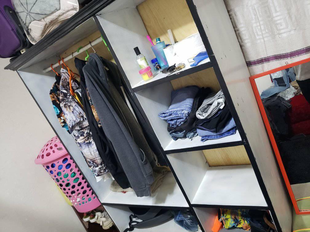 A picture of House hold items 0707800374 Abitwala byona mwaniriza